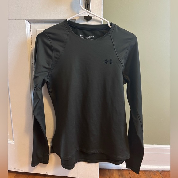 Under Armour Tops - Under Armour cold gear